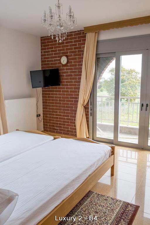 Suite Standard (2 Adultes + 2 Enfants)